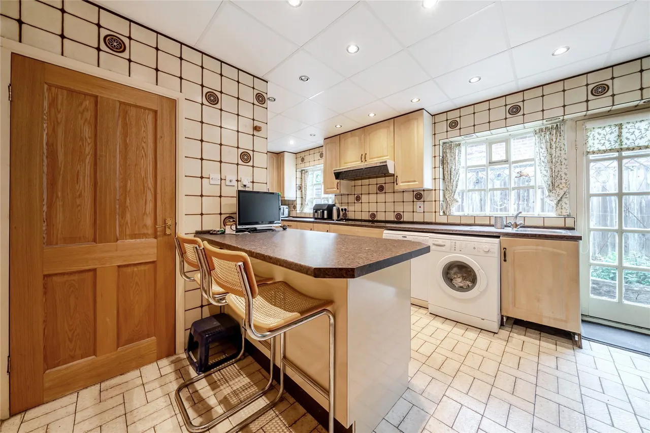 Highwood Close, Orpington, BR6, photo 19