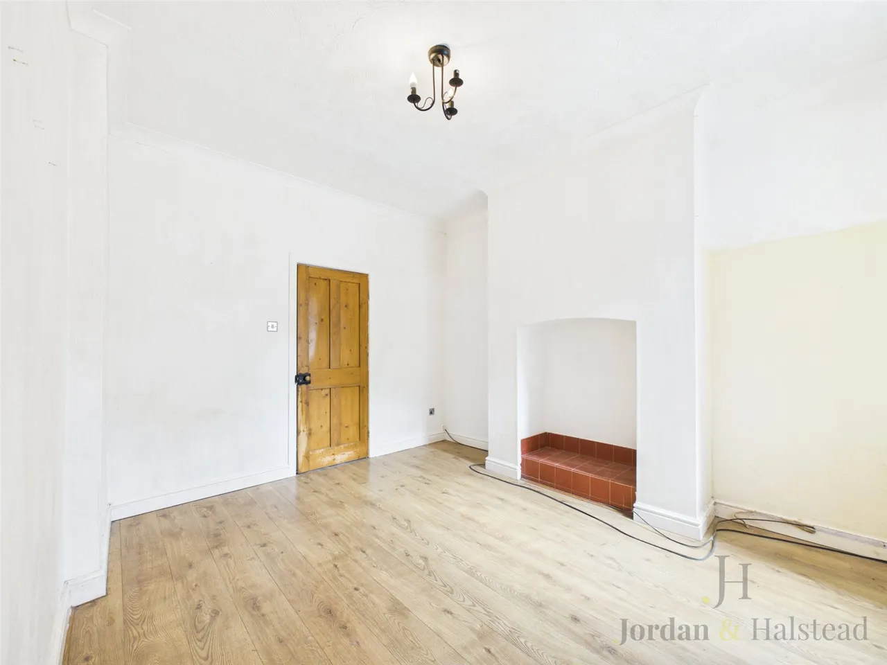 Chester Road, Helsby, Frodsham, Cheshire, WA6 0DW, photo 6