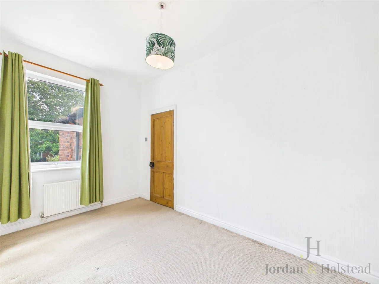 Chester Road, Helsby, Frodsham, Cheshire, WA6 0DW, photo 8