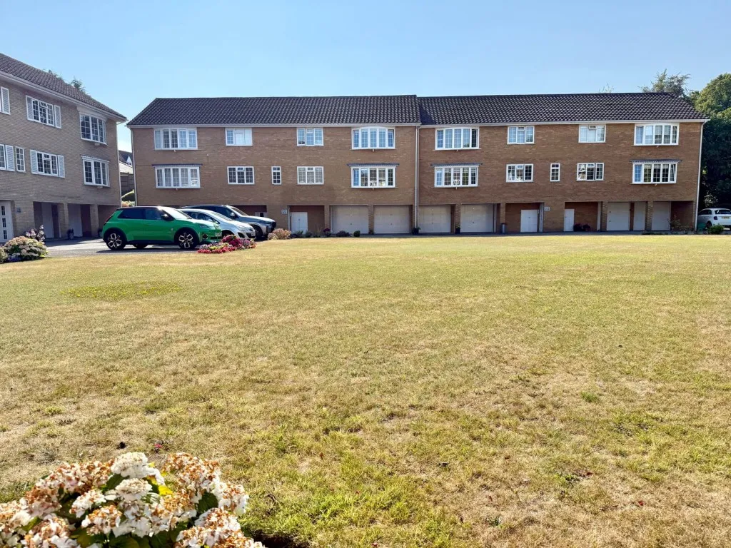 Wetherby ~ Leconfield Court, LS22, photo 14
