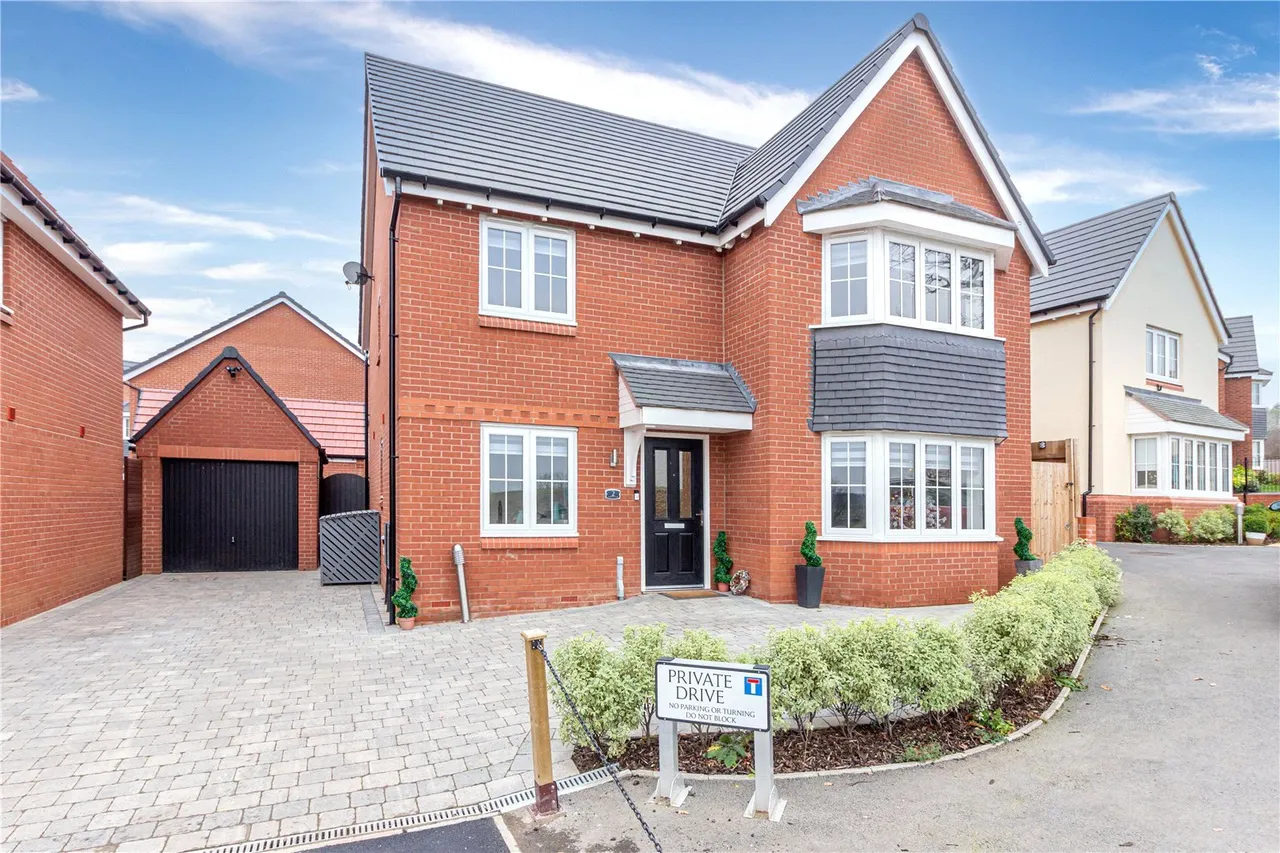 5 bed house for sale — Claydon Close, Redditch, B97 6RW