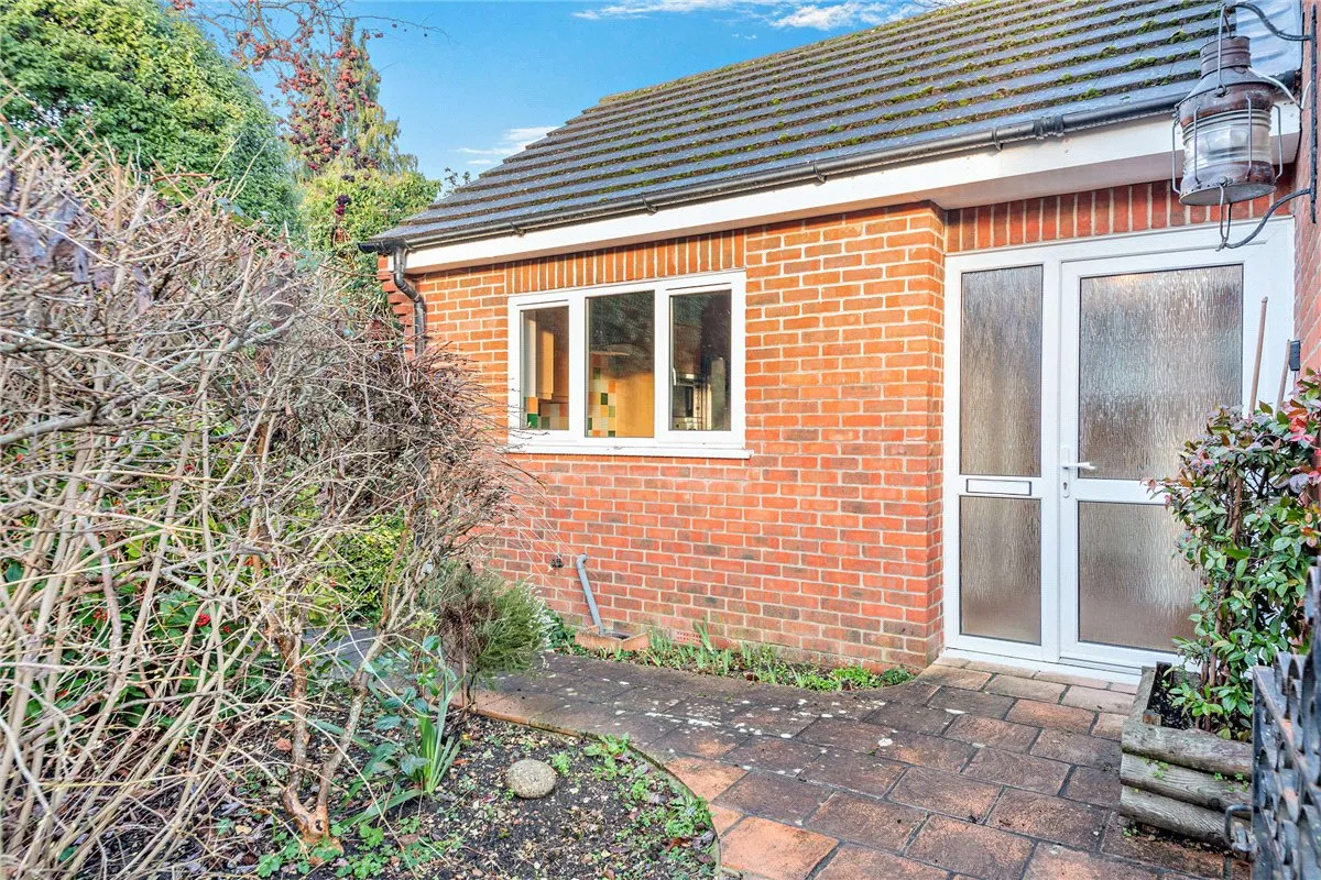 Enborne Road, Newbury, RG14, photo 16