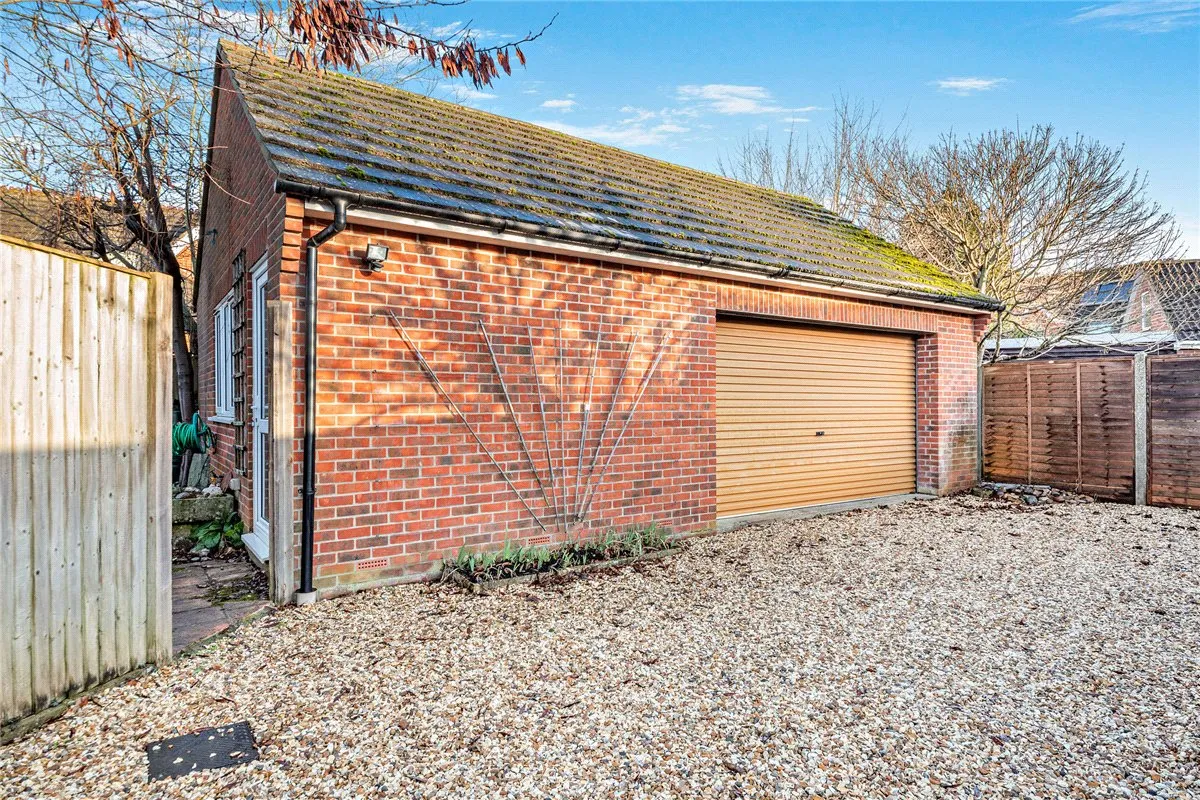 Enborne Road, Newbury, RG14, photo 19
