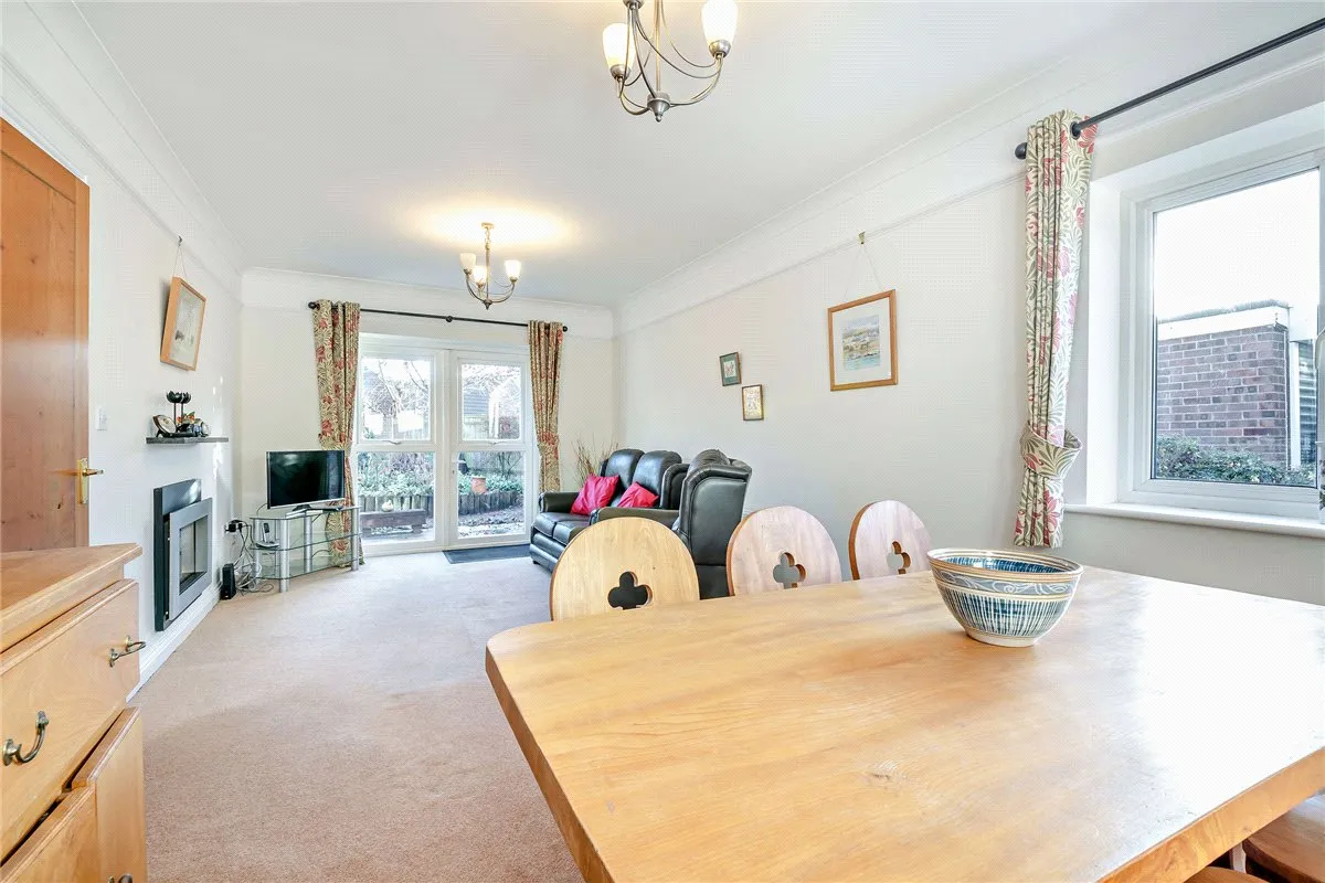 Enborne Road, Newbury, RG14, photo 2
