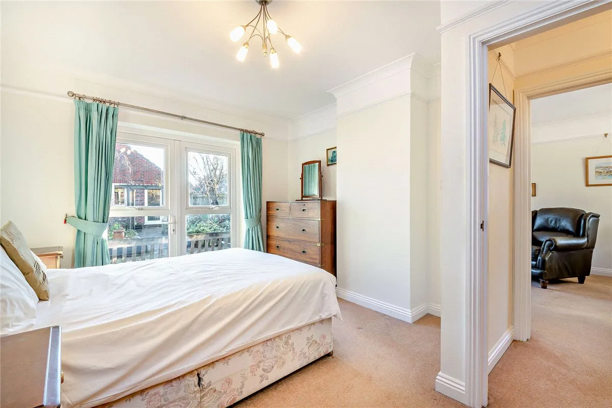 Enborne Road, Newbury, RG14, photo 9