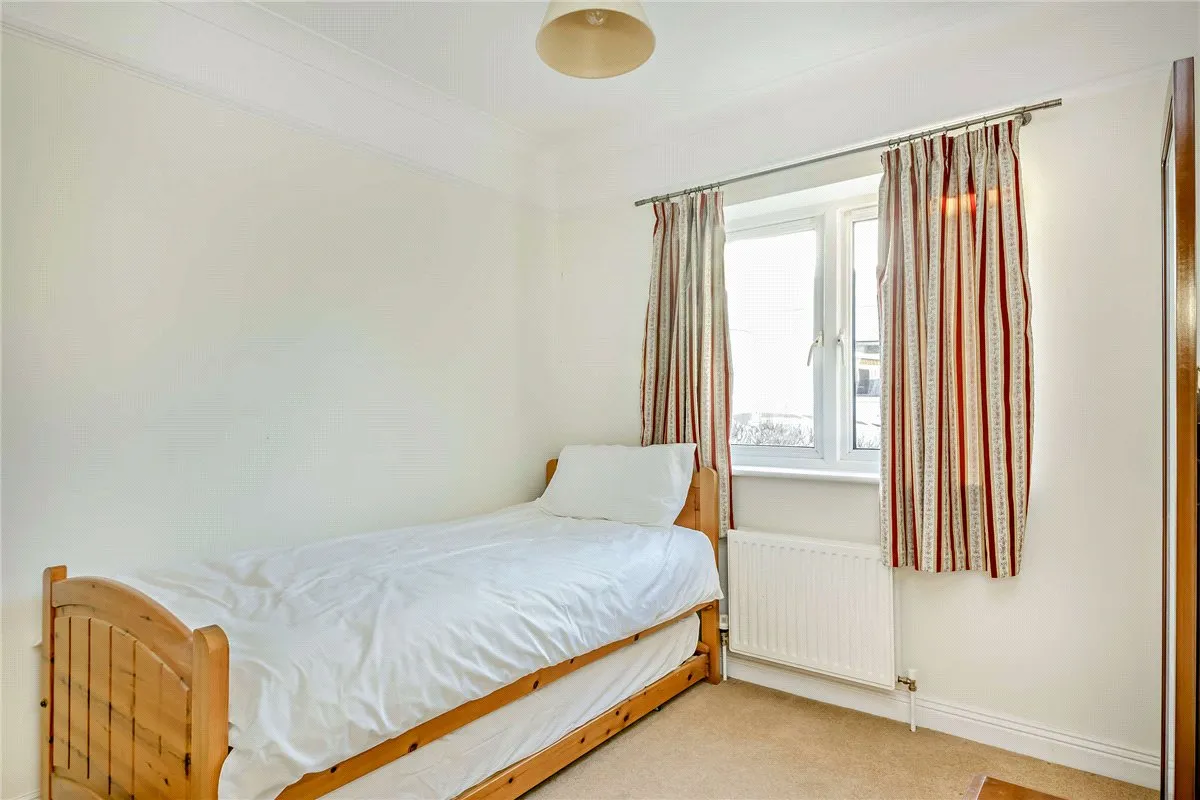 Enborne Road, Newbury, RG14, photo 10