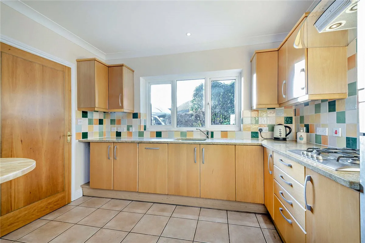 Enborne Road, Newbury, RG14, photo 3