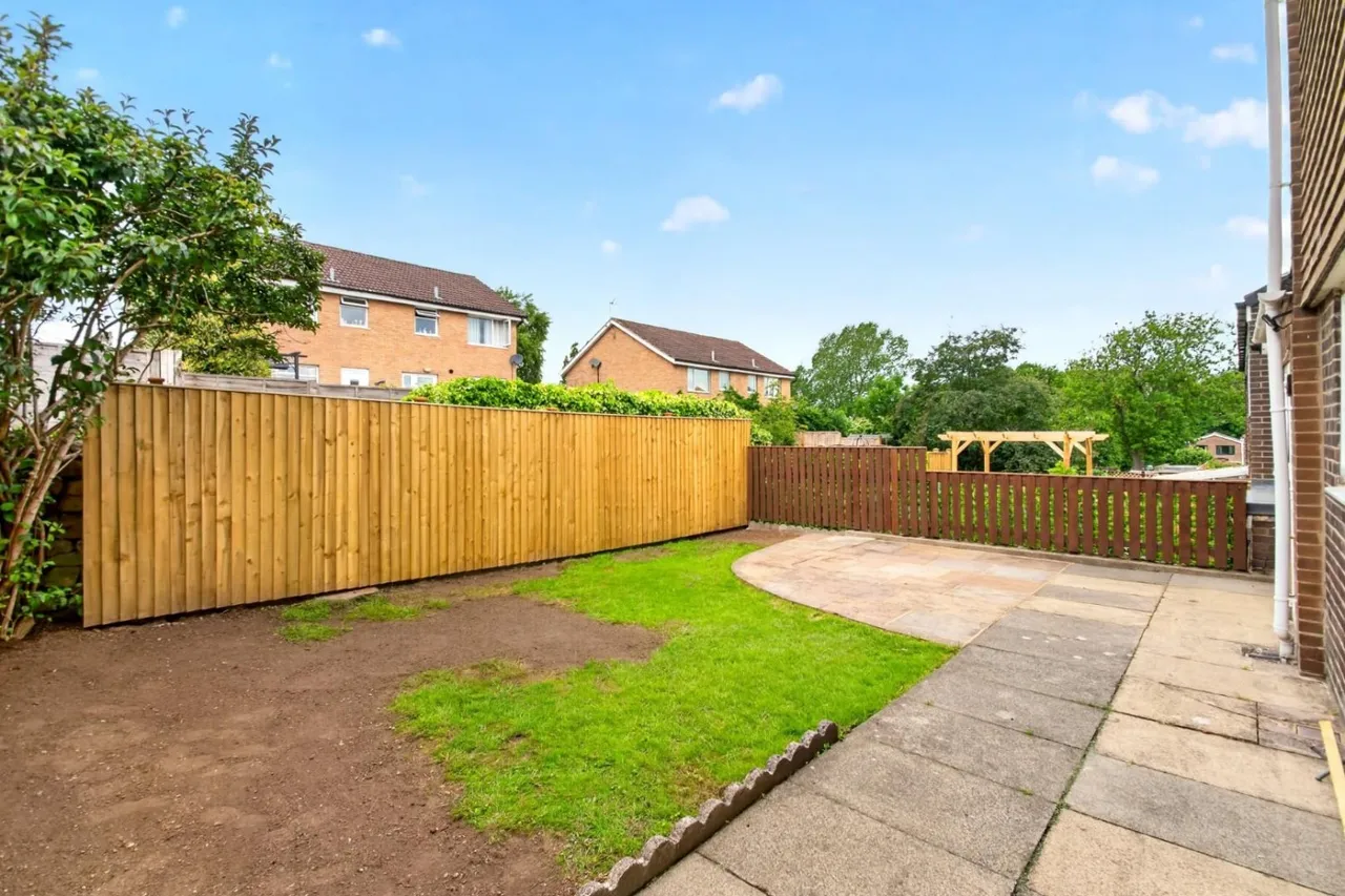 Burnside Road, Harrogate, photo 5