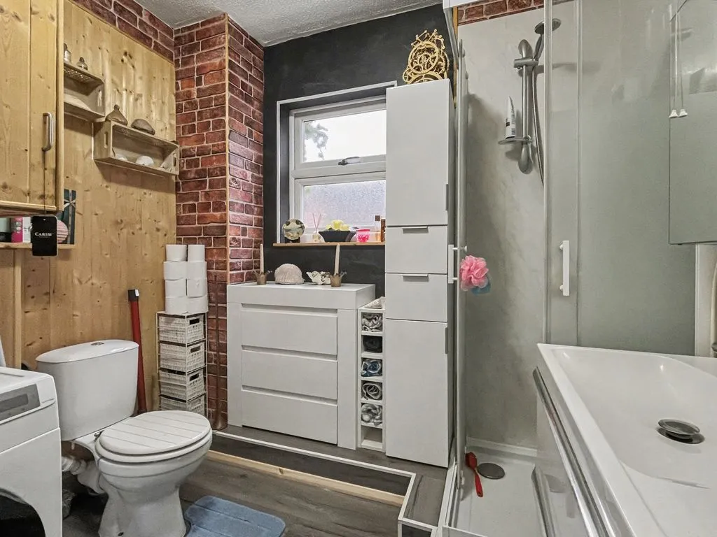West Wycombe Road, High Wycombe, HP12, photo 7