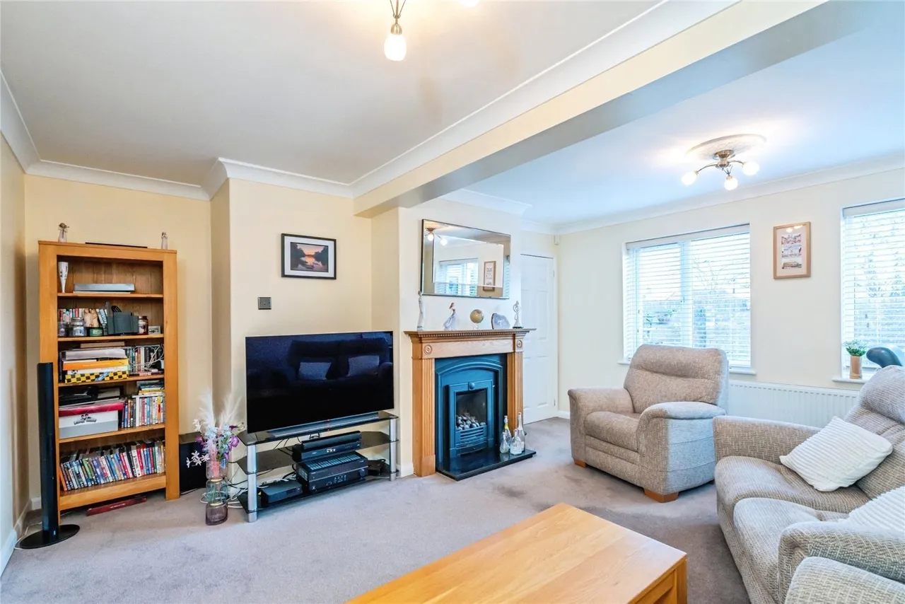 Osprey Drive, Hayling Island, PO11, photo 2