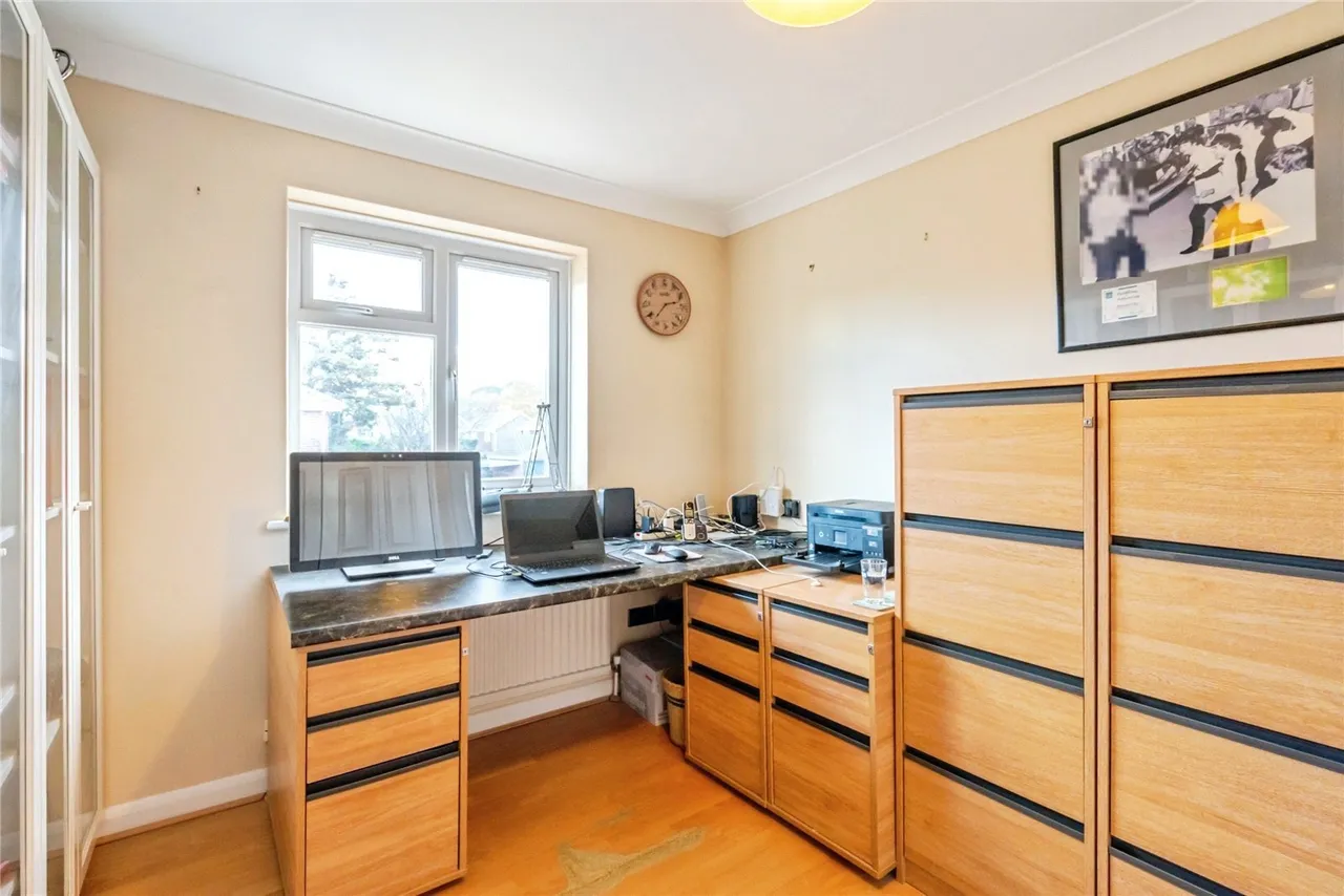 Osprey Drive, Hayling Island, PO11, photo 14