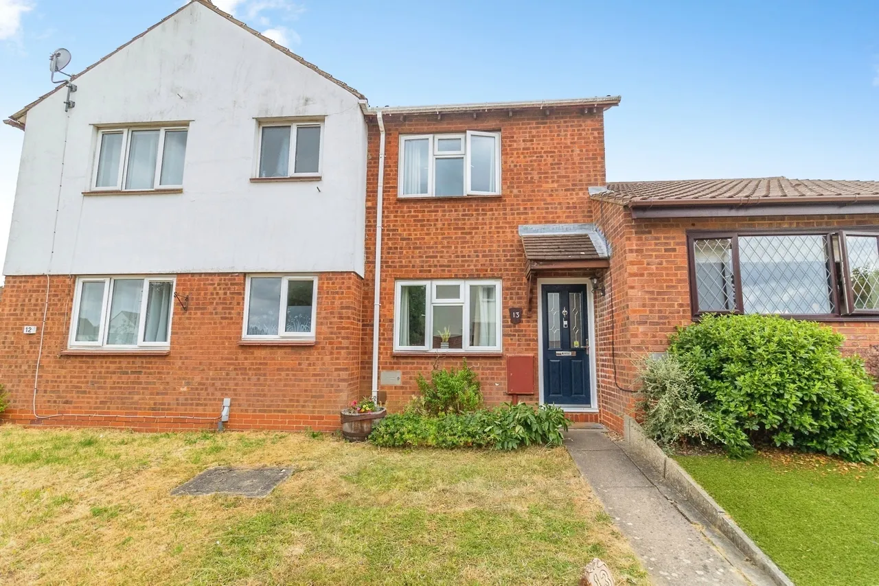 Challacombe, Furzton, Milton Keynes, Buckinghamshire, MK4, photo 16