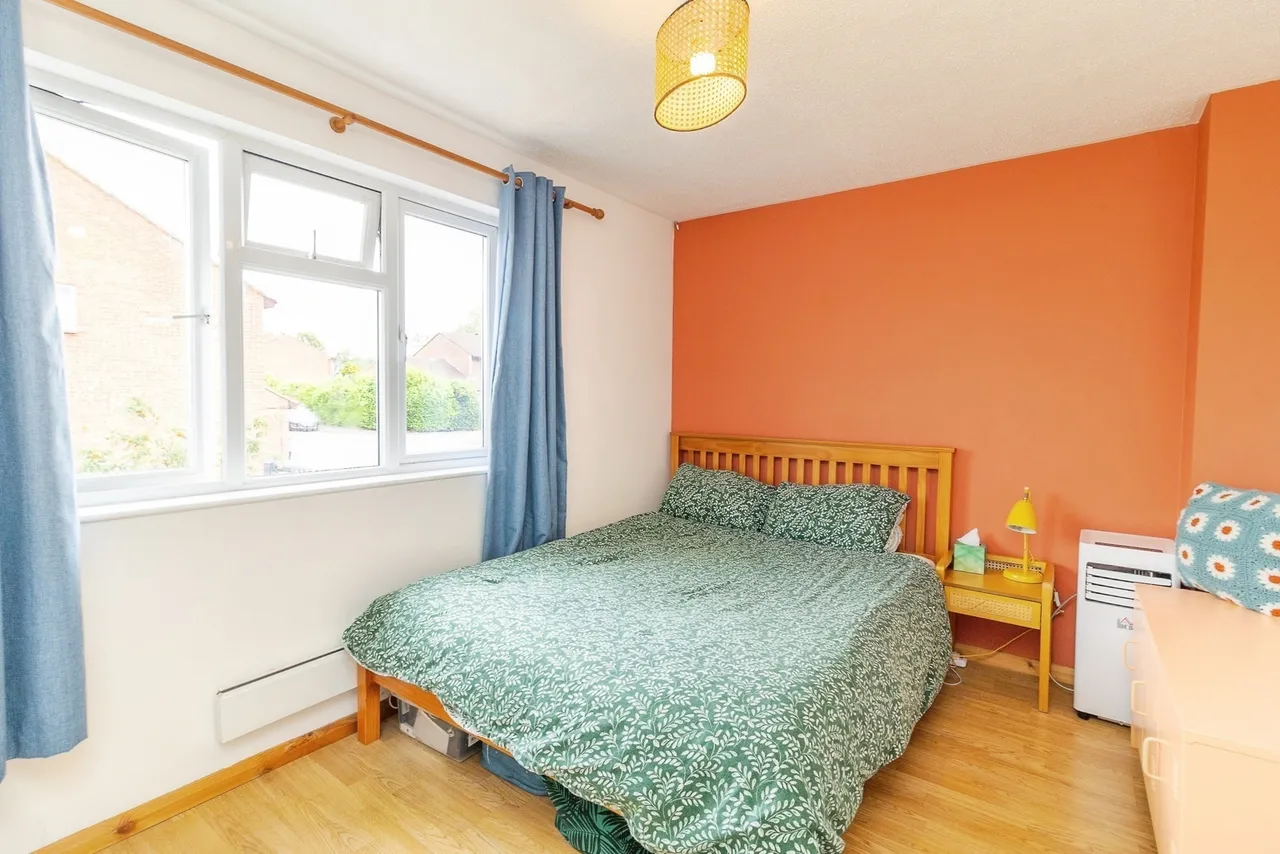 Challacombe, Furzton, Milton Keynes, Buckinghamshire, MK4, photo 9