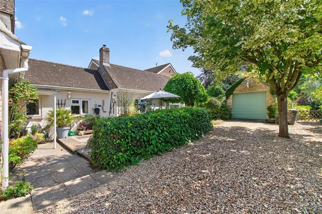 High Street, Maxey, PE6, photo 2