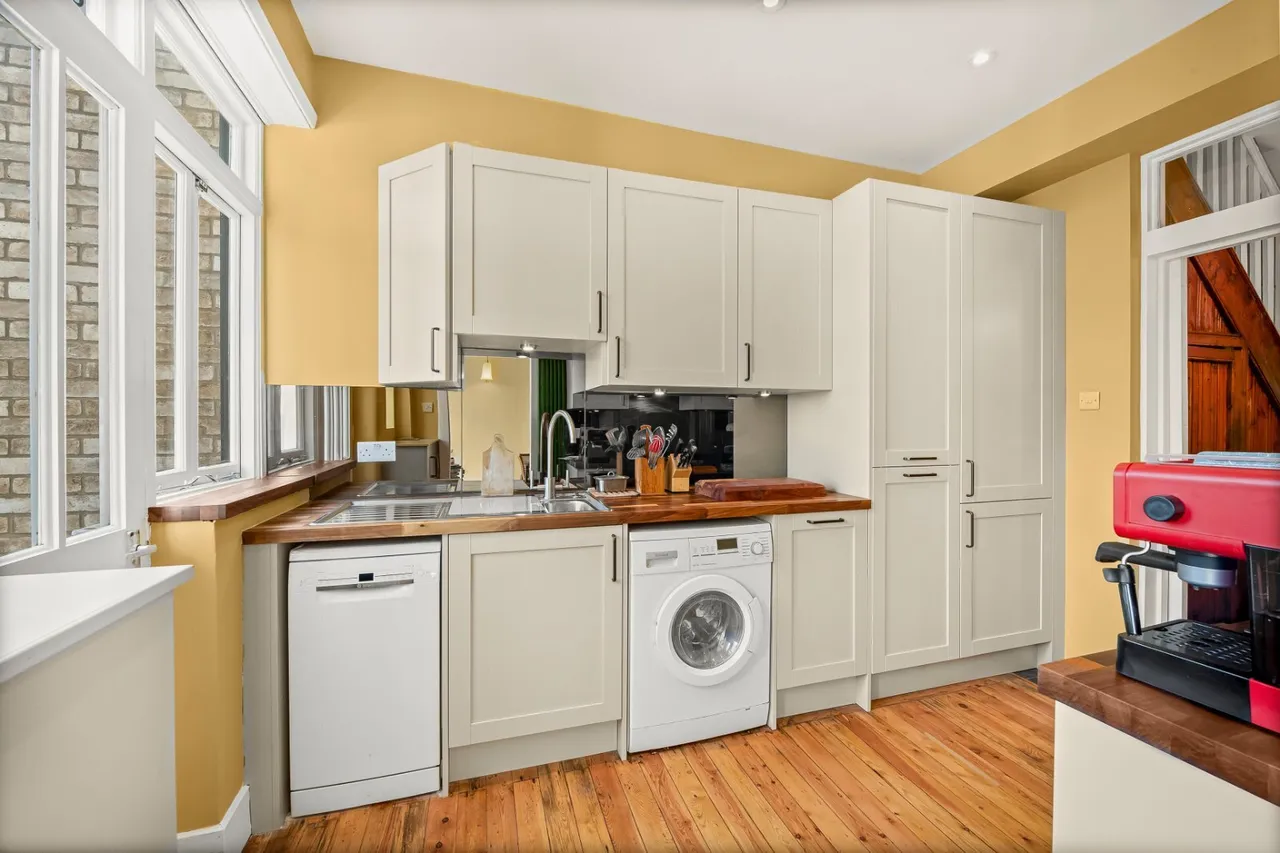 Observatory Road, East Sheen, SW14, photo 11