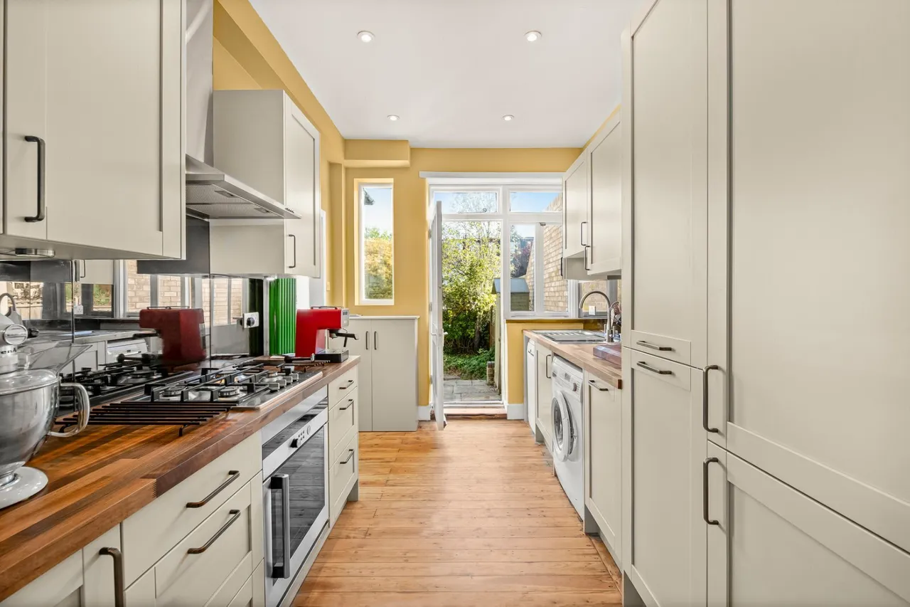 Observatory Road, East Sheen, SW14, photo 3