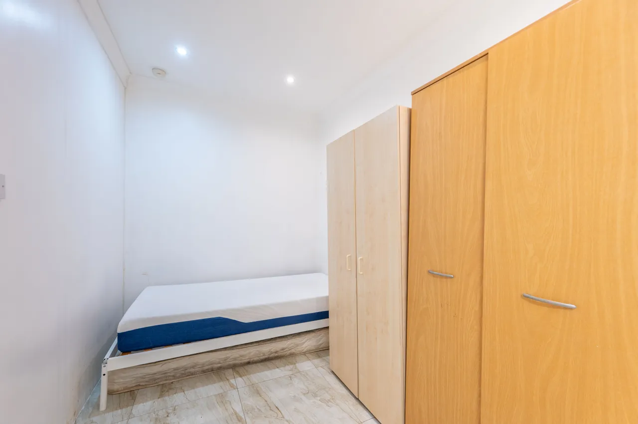 48 Manor Farm Road, Wembley, photo 8