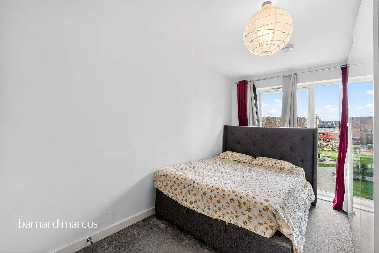 Powdermill Close, New Malden, photo 5