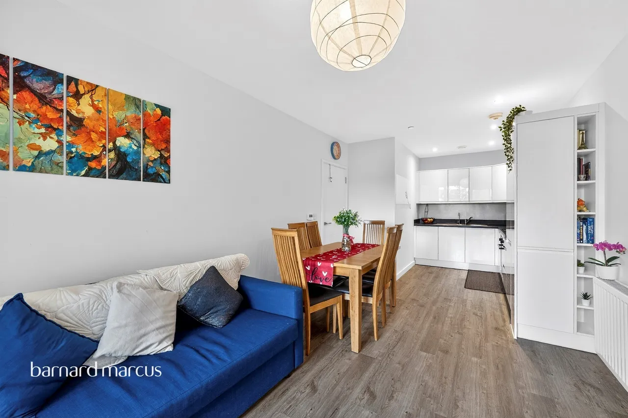 Powdermill Close, New Malden, photo 10