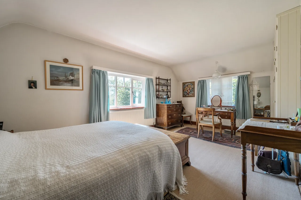 Chilcrofts Road, HASLEMERE, GU27, photo 11