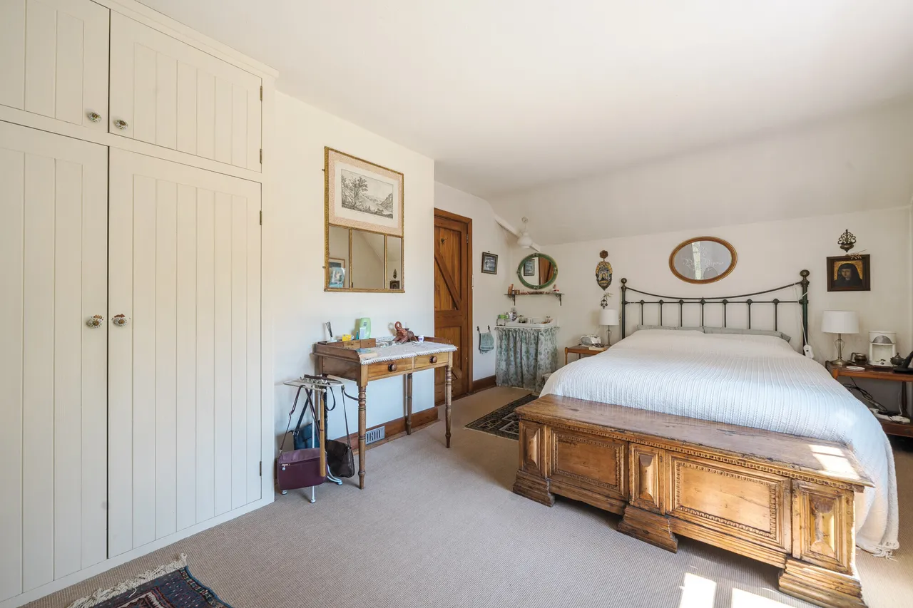 Chilcrofts Road, HASLEMERE, GU27, photo 9