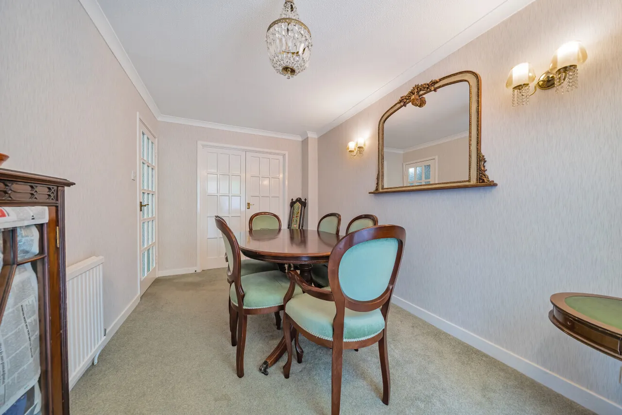 Heights Close, London, SW20, photo 19