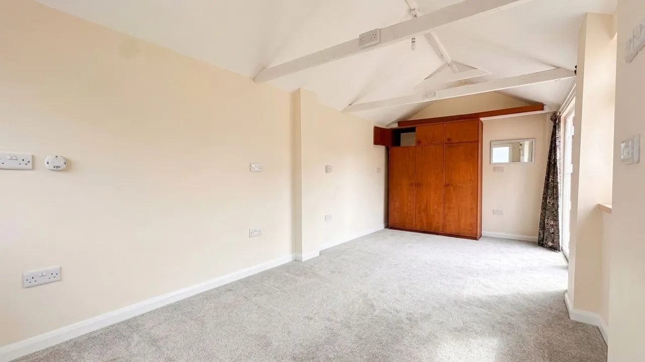 Clifford Road, Stockport, photo 12