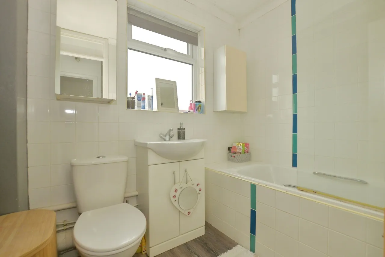 Carey Close, New Romney, TN28, photo 7