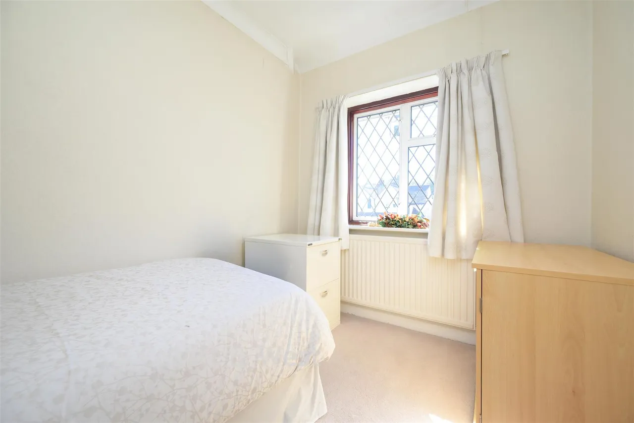 Epsom Lane South, Tadworth, KT20, photo 14