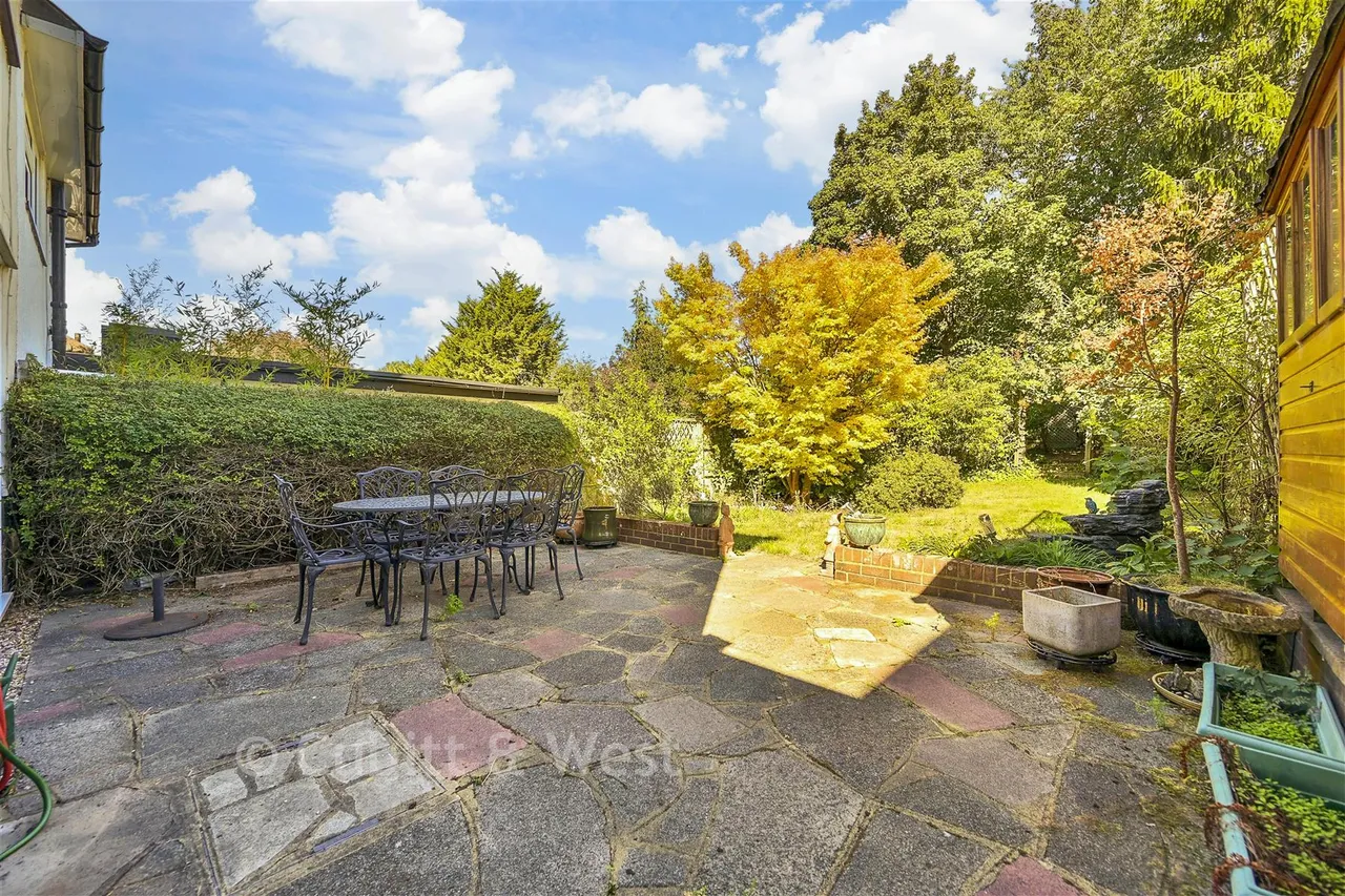 Epsom Lane South, Tadworth, KT20, photo 17