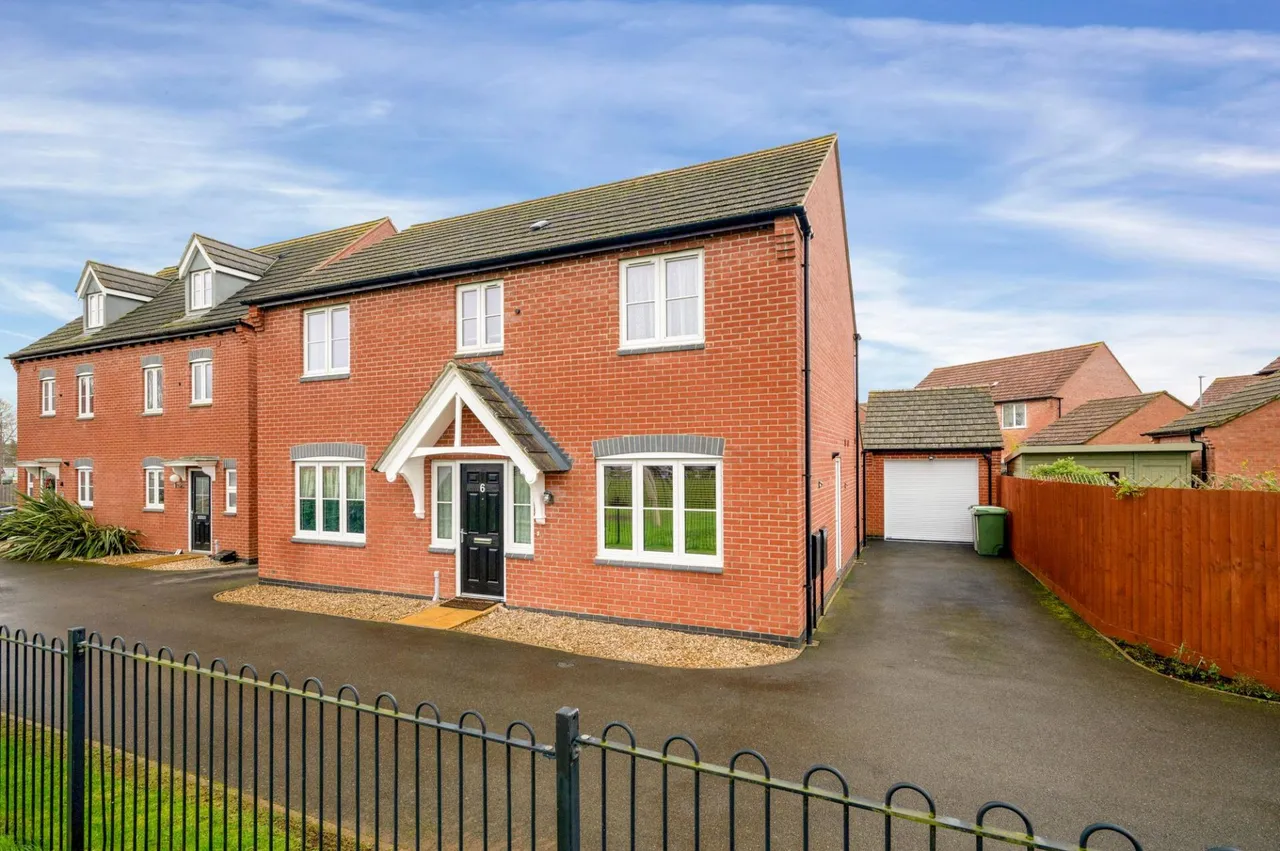 4 bed house for sale, Ellingworth Close, Oakham, LE15