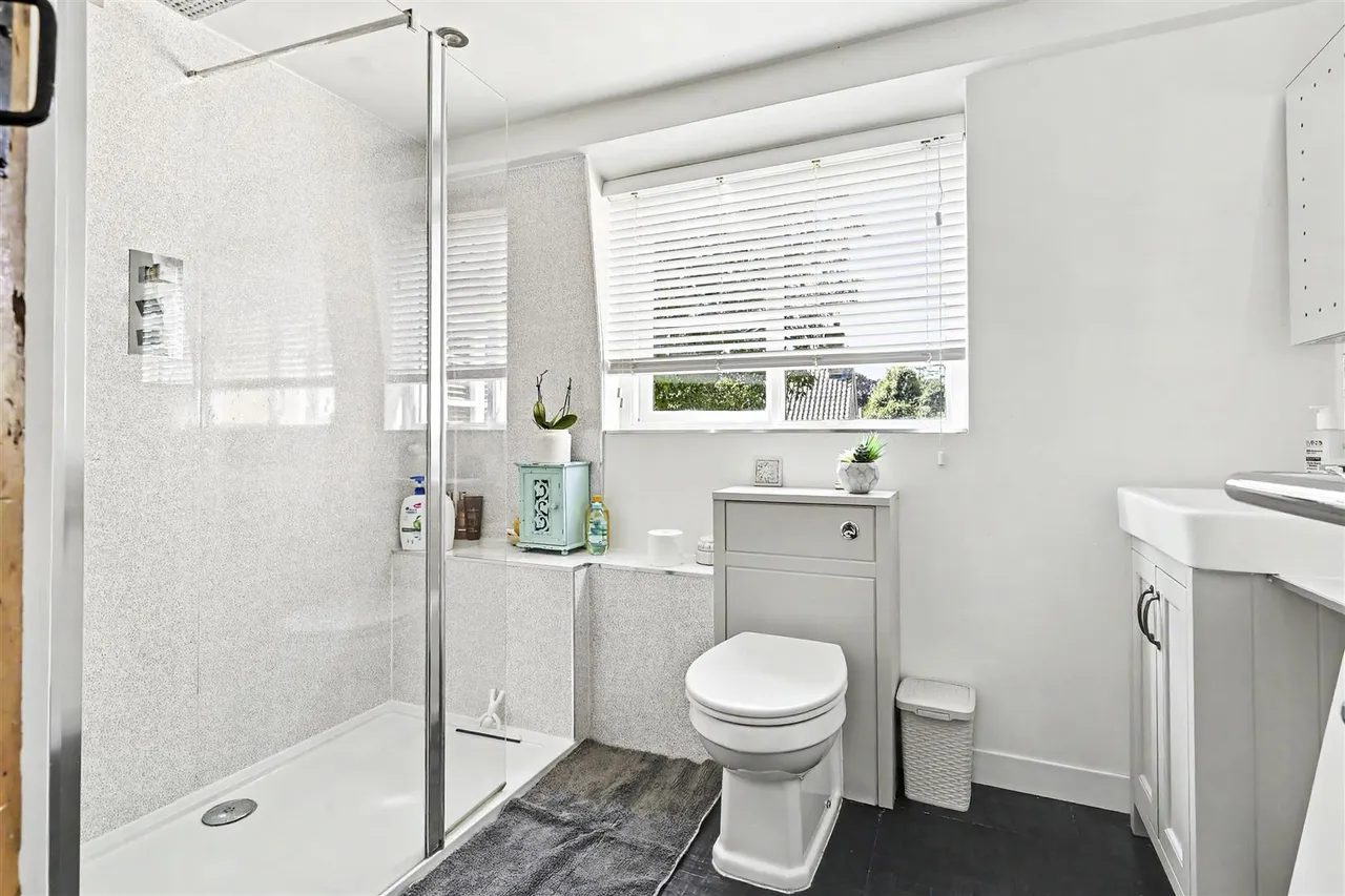 High Street, Linton, CB21, photo 13