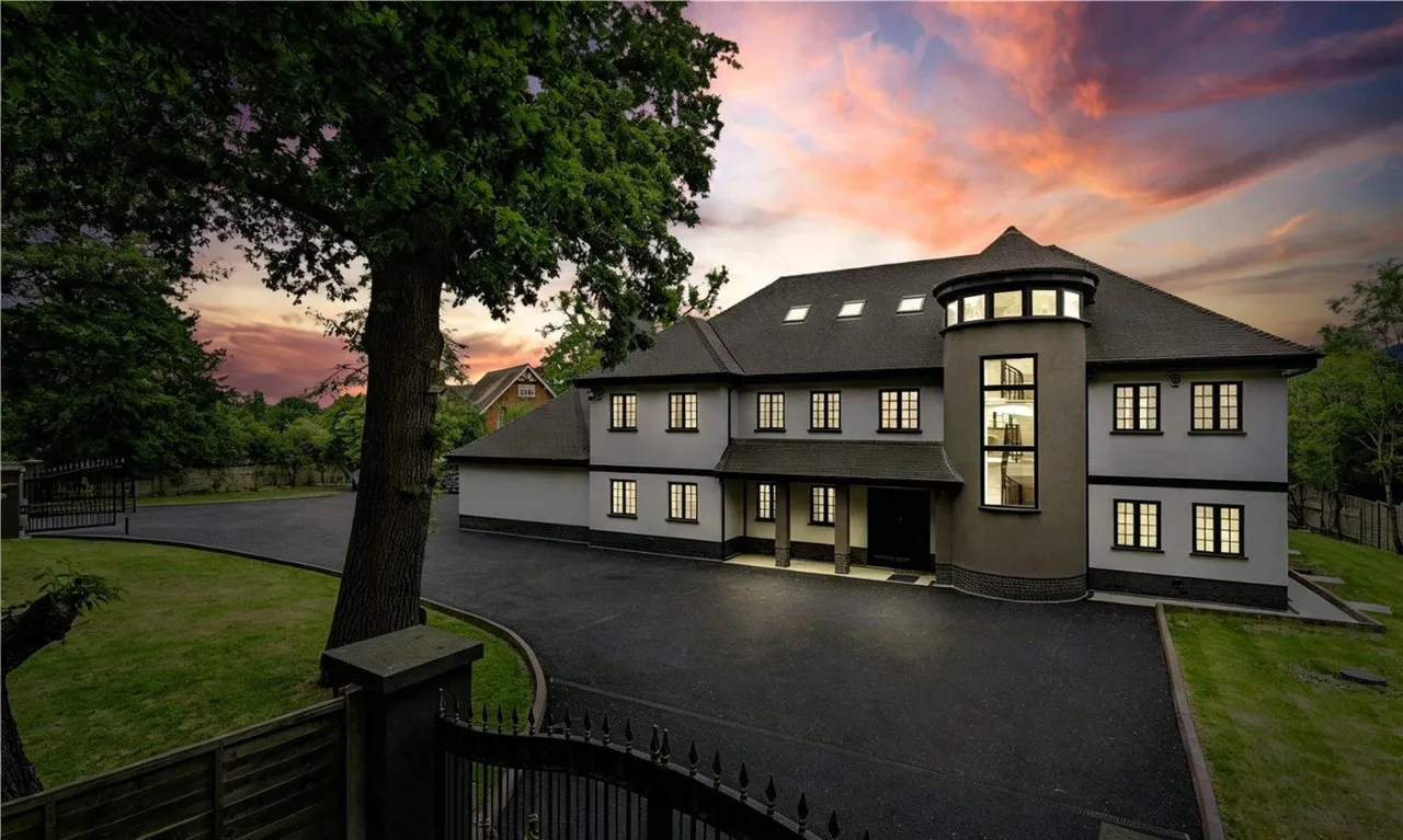 Barnet Lane, Elstree, WD6 3QU, photo 24