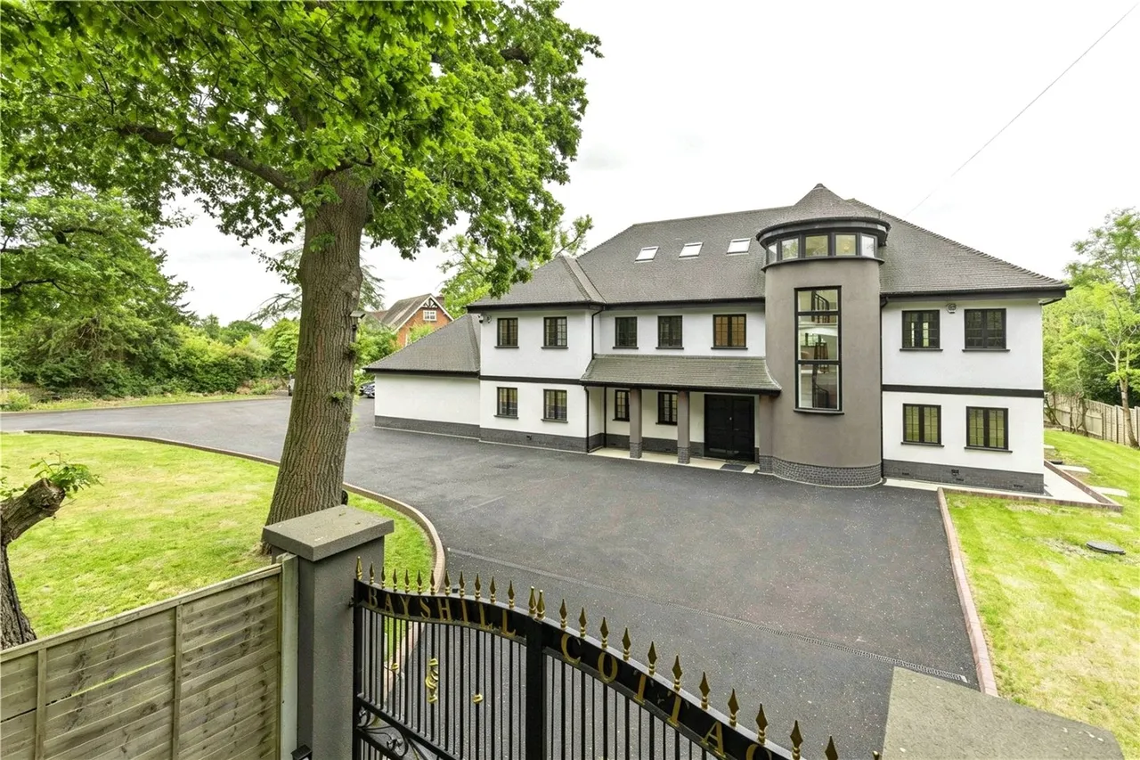 8 bed house for sale — Barnet Lane, Elstree, WD6 3QU