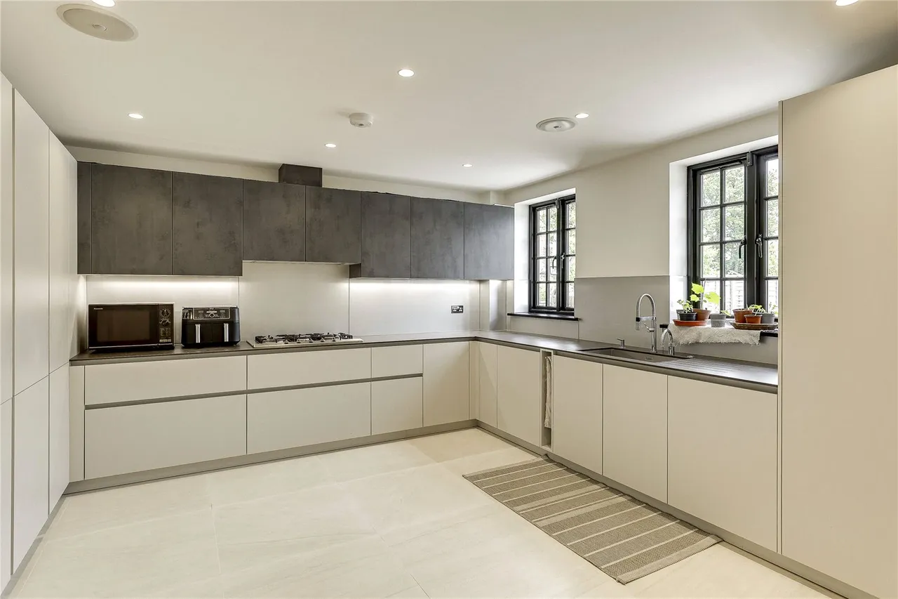 Barnet Lane, Elstree, WD6 3QU, photo 8