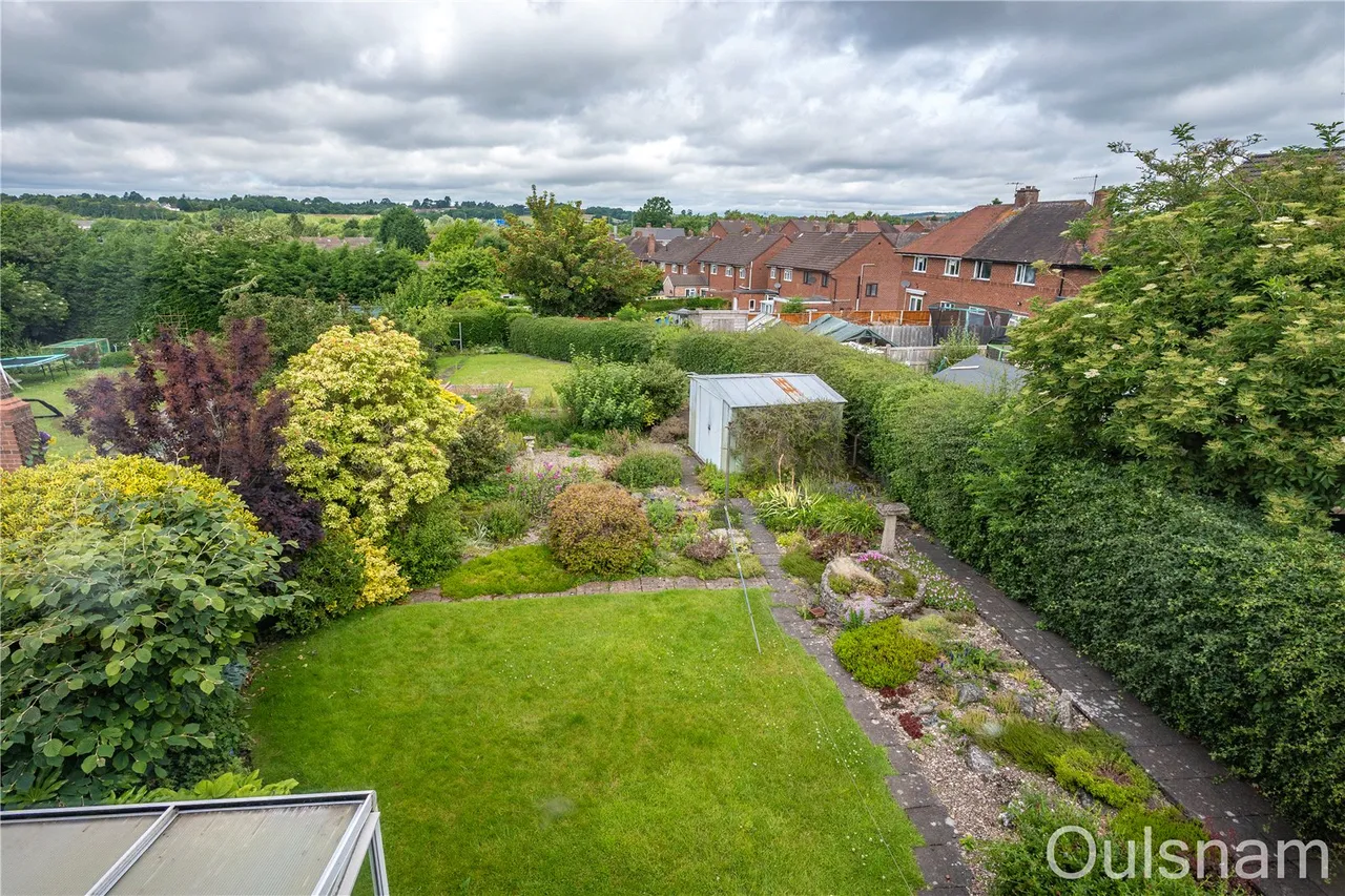 Woodrow Lane, Catshill, Bromsgrove, Worcestershire, B61 0PP, photo 3