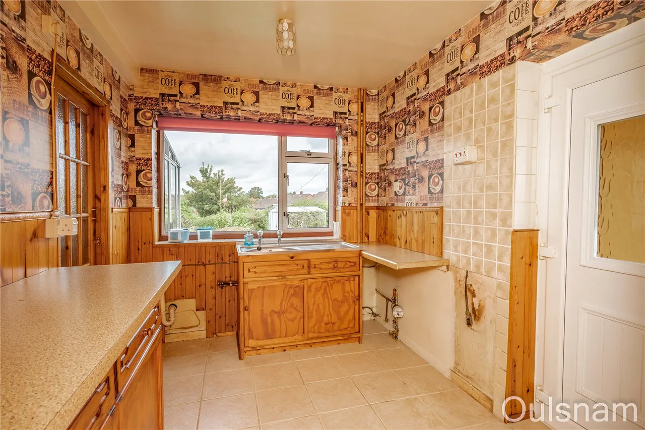 Woodrow Lane, Catshill, Bromsgrove, Worcestershire, B61 0PP, photo 7