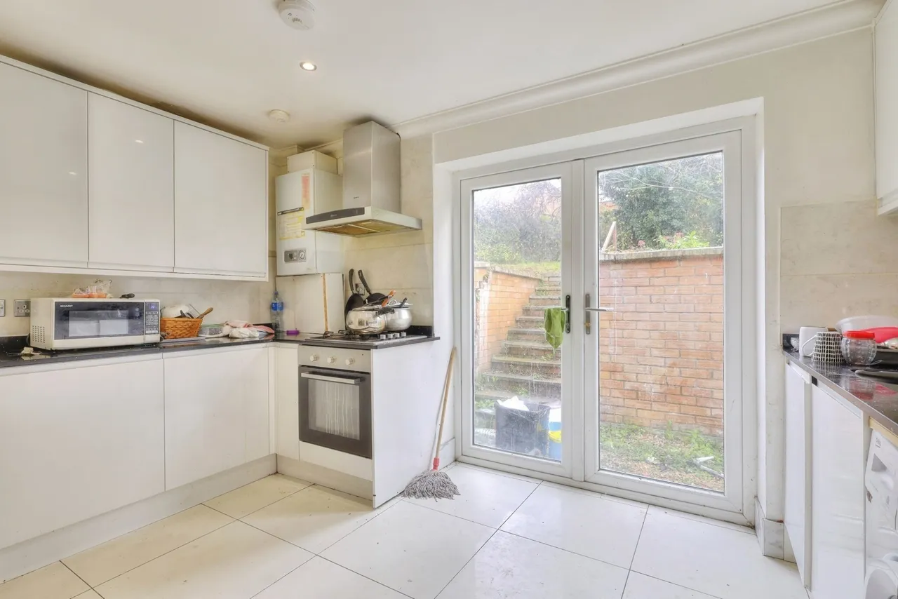Chalcombe Avenue, Northampton, Northamptonshire, NN2, photo 3
