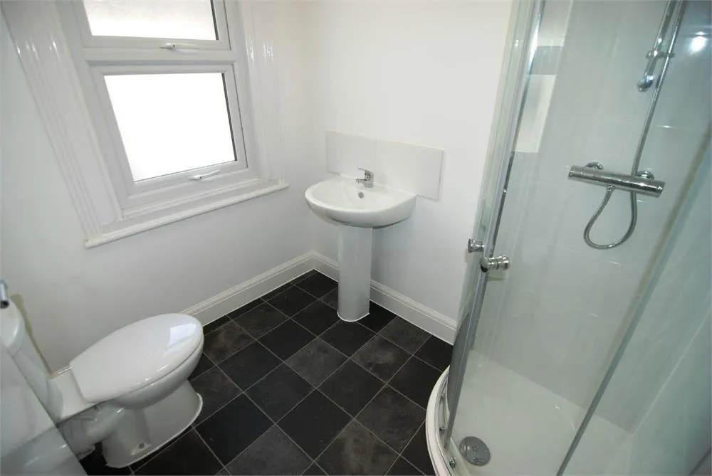 Felixstowe Road, Kensal Green, NW10, photo 5