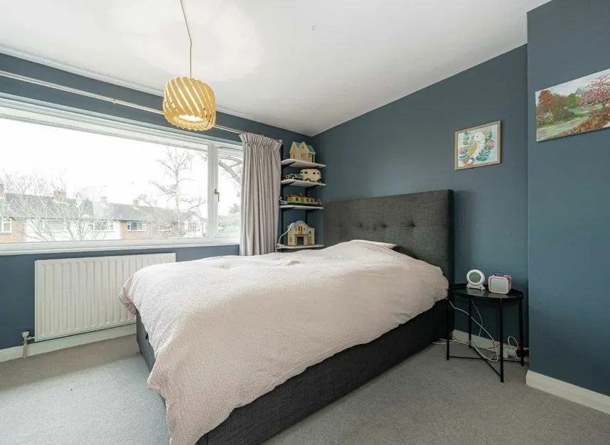 Elizabeth Gardens, Sunbury-On-Thames, TW16, photo 6
