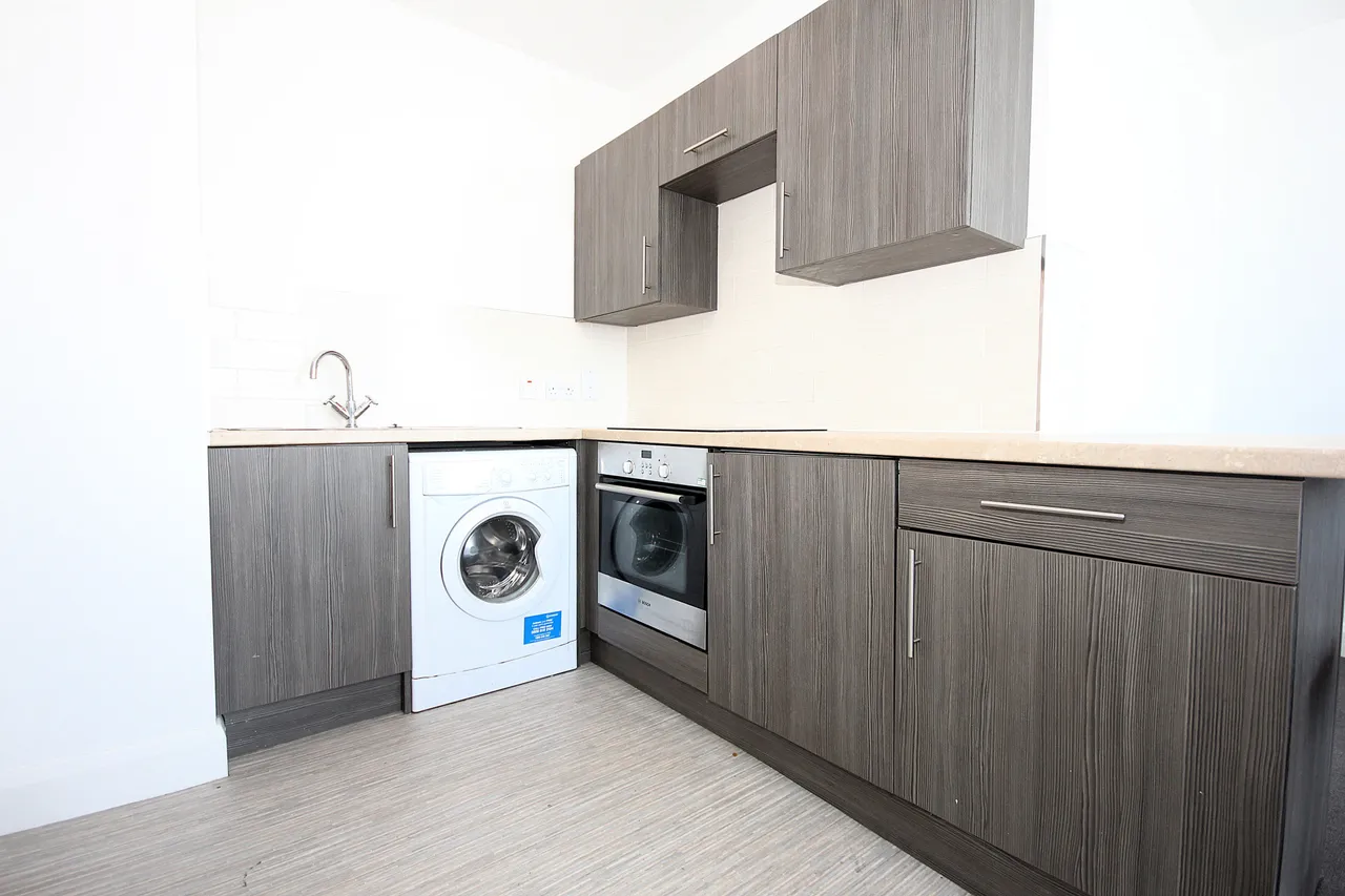 Lime House, Ring Way, Preston, Lancashire, PR1 2BA, photo 2