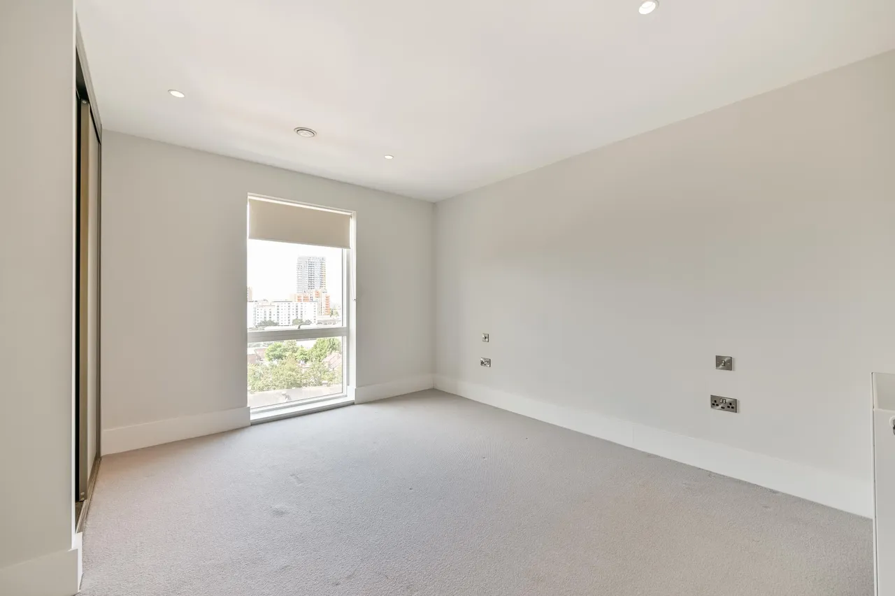 Showflat 4 (2 bed), Charter Place, Hounslow, photo 7