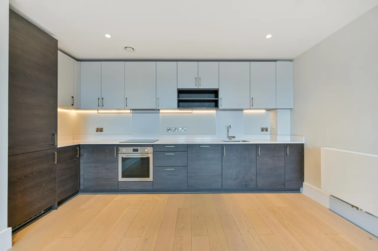 Showflat 4 (2 bed), Charter Place, Hounslow, photo 4