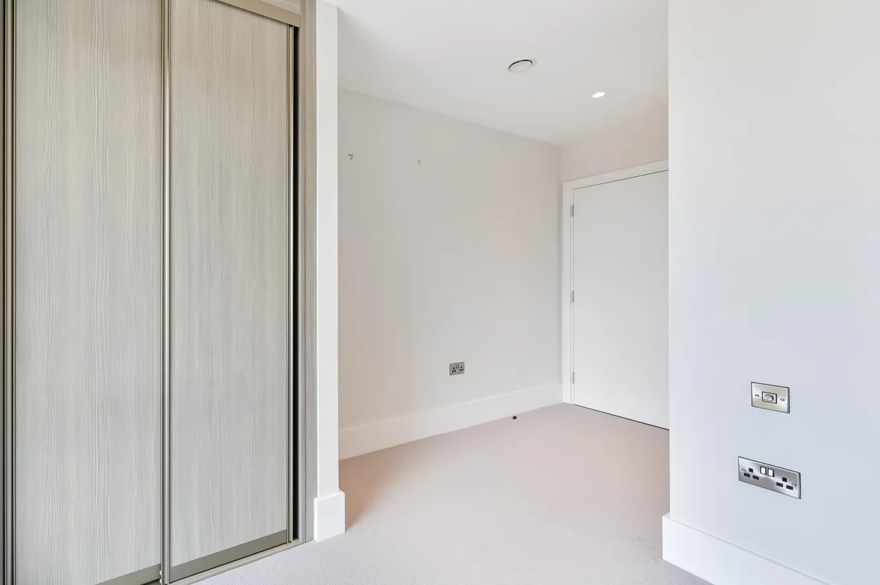 Showflat 4 (2 bed), Charter Place, Hounslow, photo 9