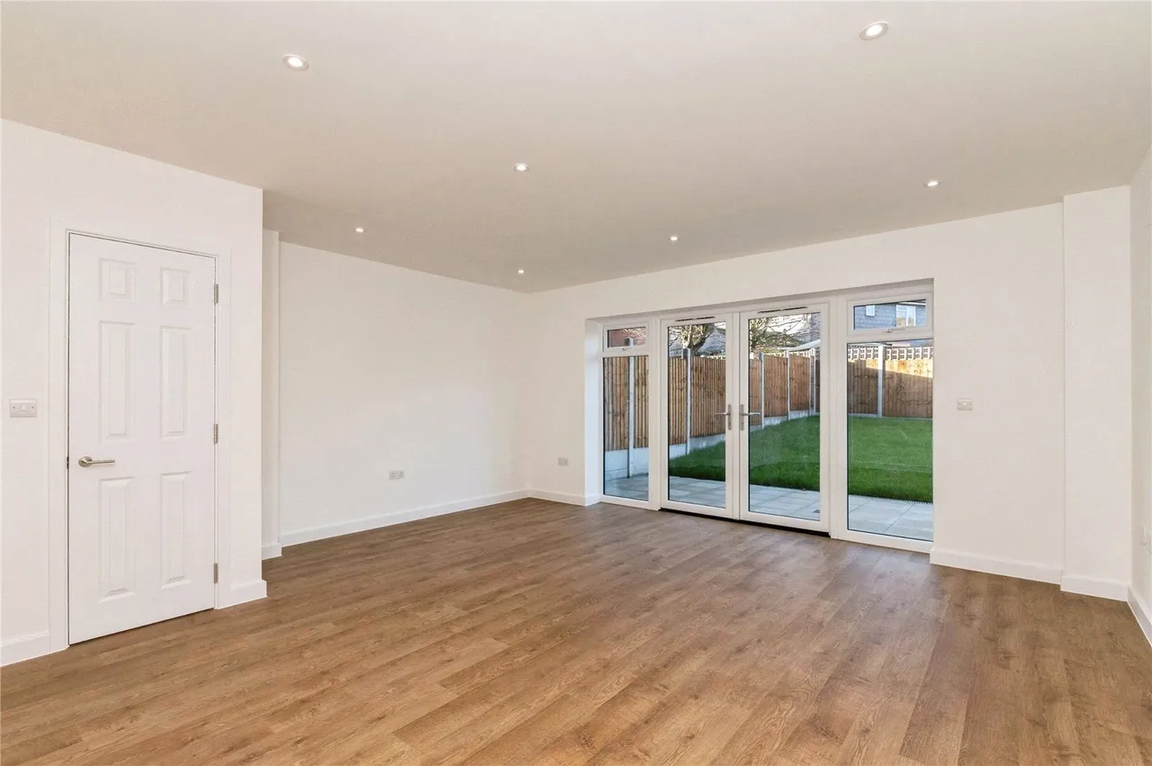 Ganels Mews, Ganels Road, Billericay, Essex, CM11, photo 13