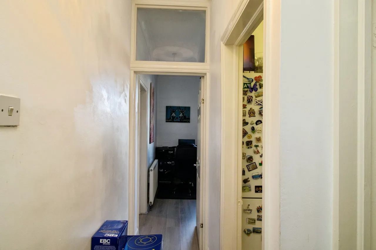 Cossington Road, Westcliff-On-Sea, photo 6