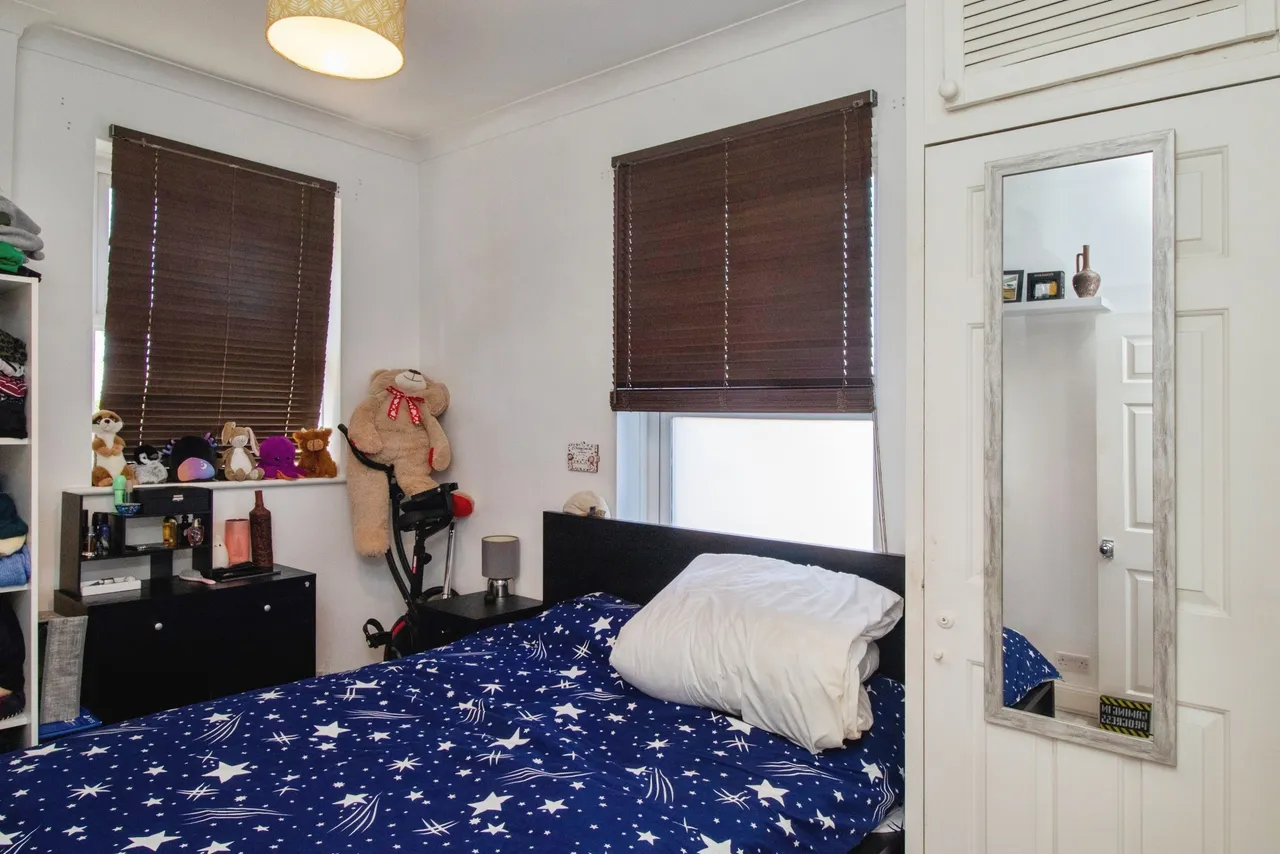 Cossington Road, Westcliff-On-Sea, photo 11