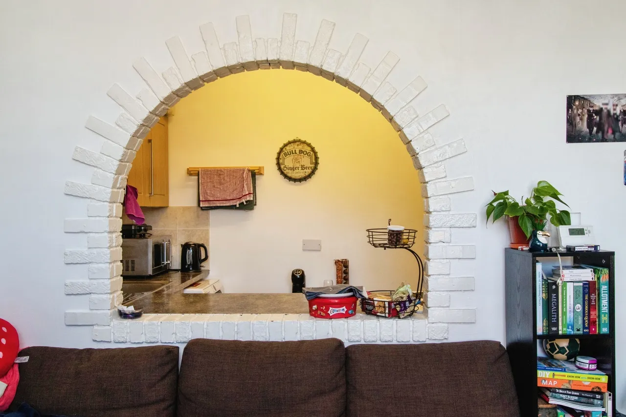 1 bed flat for sale — Cossington Road, Westcliff-On-Sea
