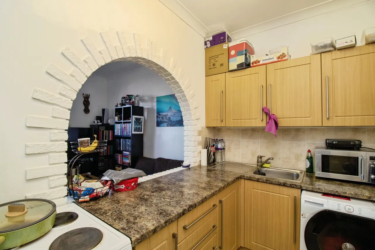 Cossington Road, Westcliff-On-Sea, photo 2