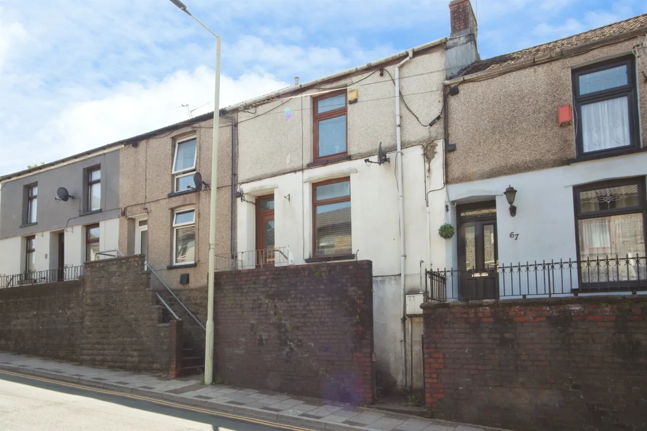 Penygraig Road, Tonypandy, CF40, photo 11